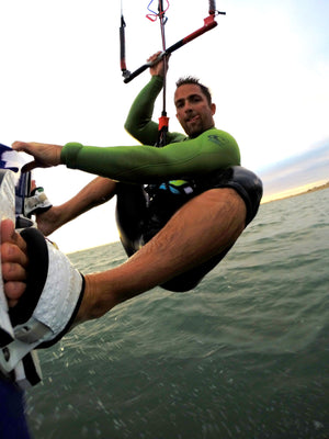 Kitesurfing Kiteboard and Wakeboard GoPro Mount without bolts and leash by Flymount